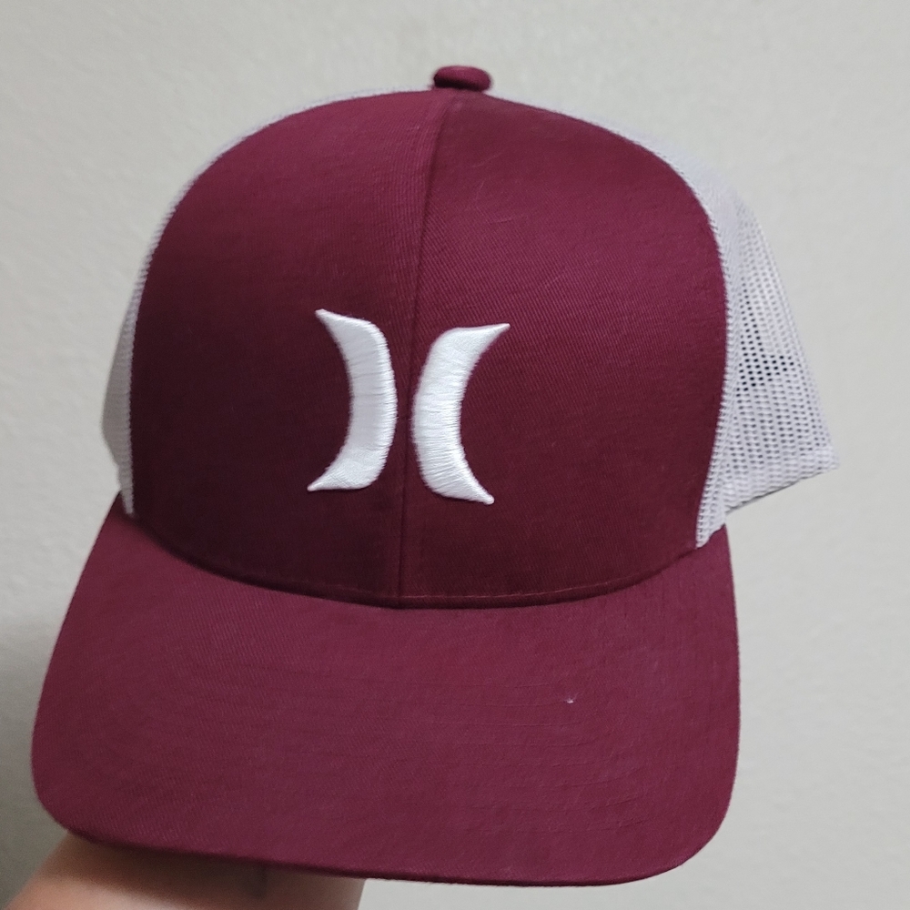 Hurley snap back hat